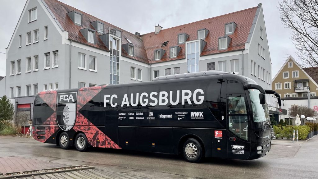 Ônibus do elenco Augsburg - Créditos: depositphotos.com / franky242