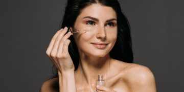 óleo pele - Créditos: depositphotos.com / IgorVetushko