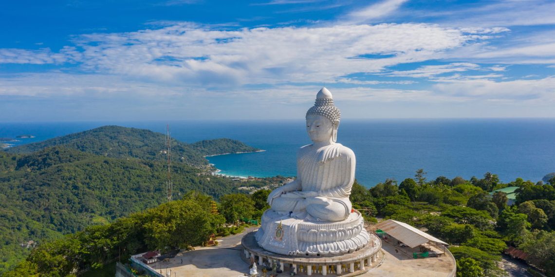 "O Grande Buda" na Ilha de Phuket - Créditos: depositphotos.com / thaisign