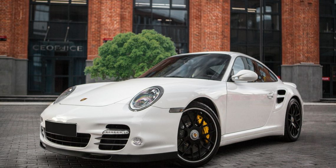 Porsche 911 - Créditos: depositphotos.com / Midav_Vadim