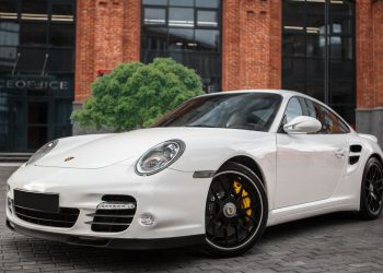 Porsche 911 - Créditos: depositphotos.com / Midav_Vadim