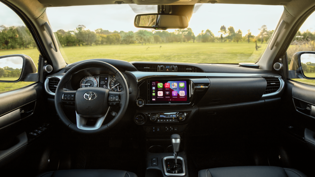 Interior da Toyota Hilux - Divulgação: Toyota