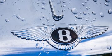 Logotipo Bentley - Créditos: depositphotos.com / thaarey