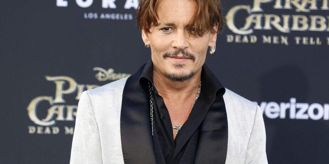 Johnny Depp - Créditos: depositphotos.com / PopularImages