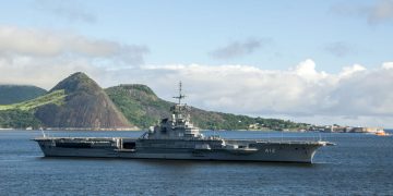 Navio militar em Guanabara RJ - Créditos: depositphotos.com / adfoto