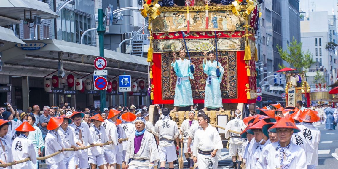 Matsuri no Japão - Créditos: depositphotos.com / kobbydagan