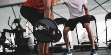 Musculação - Créditos: depositphotos.com / VitalikRadko