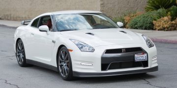 Nissan GT-R - Créditos: depositphotos.com / bettorodrigues