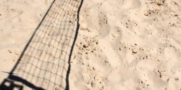 Vôlei de praia - Créditos: depositphotos.com / 33ft