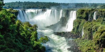 Cataratas do Iguaçu - Créditos: depositphotos.com / atosan