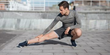 Alongamento - Créditos: depositphotos.com / Milkos