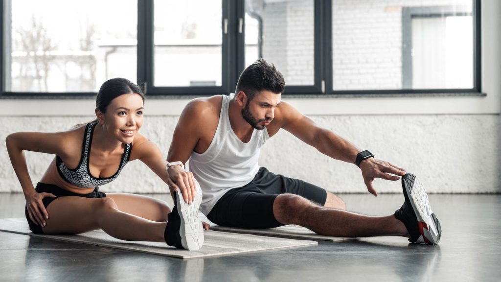 Alongamento - Créditos: depositphotos.com / VitalikRadko