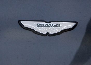 Emblema Aston Martin - Créditos: depositphotos.com / 360ber