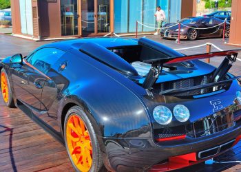 Bugatti Veyron - Créditos: depositphotos.com / AlKan32