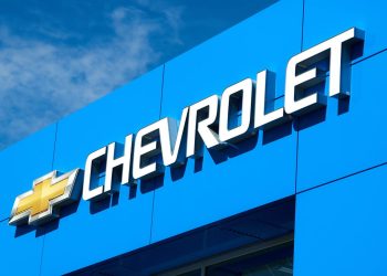 Fachada Chevrolet - Créditos: depositphotos.com / dennizn