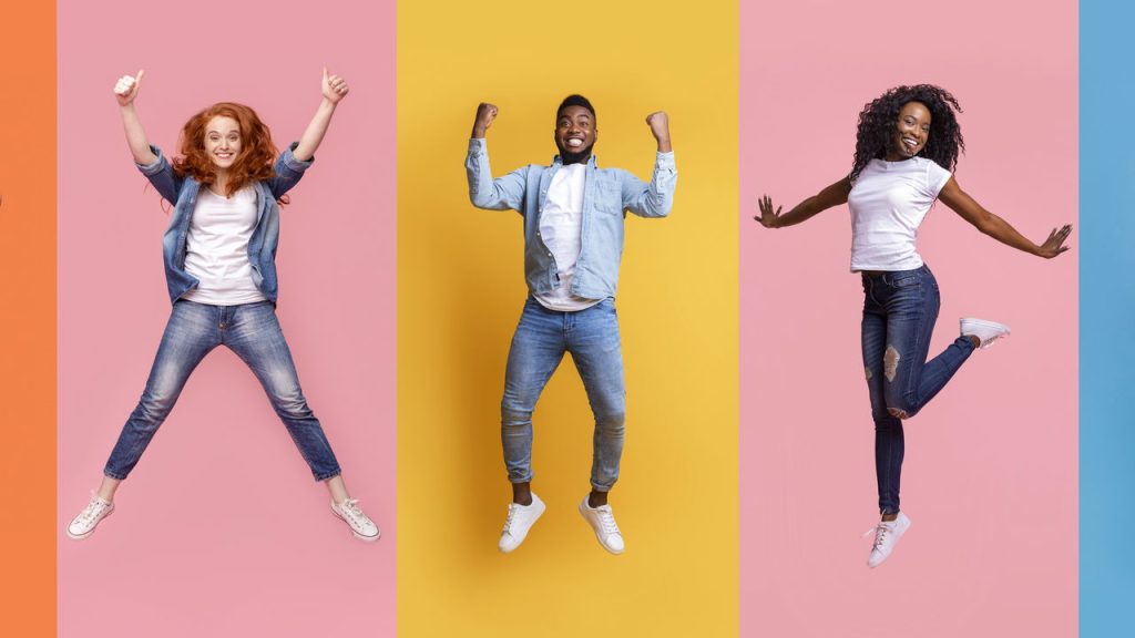 Pessoas felizes - Créditos: depositphotos.com / Milkos