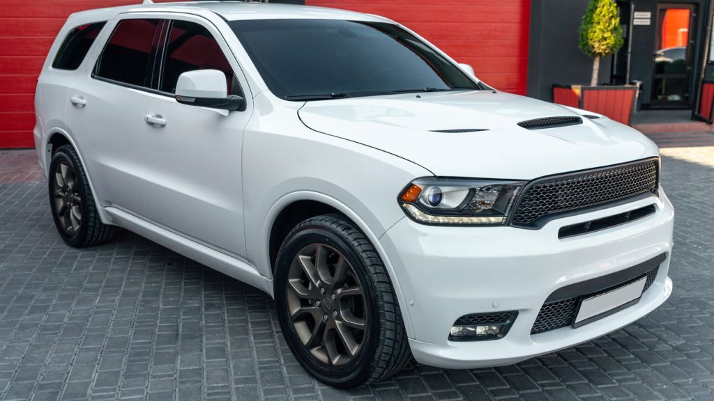 Dodge Durango - Créditos: depositphotos.com / Youzhny
