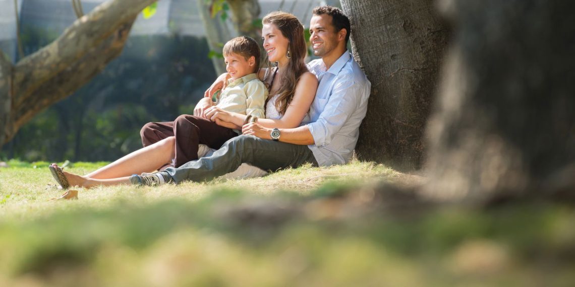 Família no parque - Créditos: depositphotos.com / diego_cervo