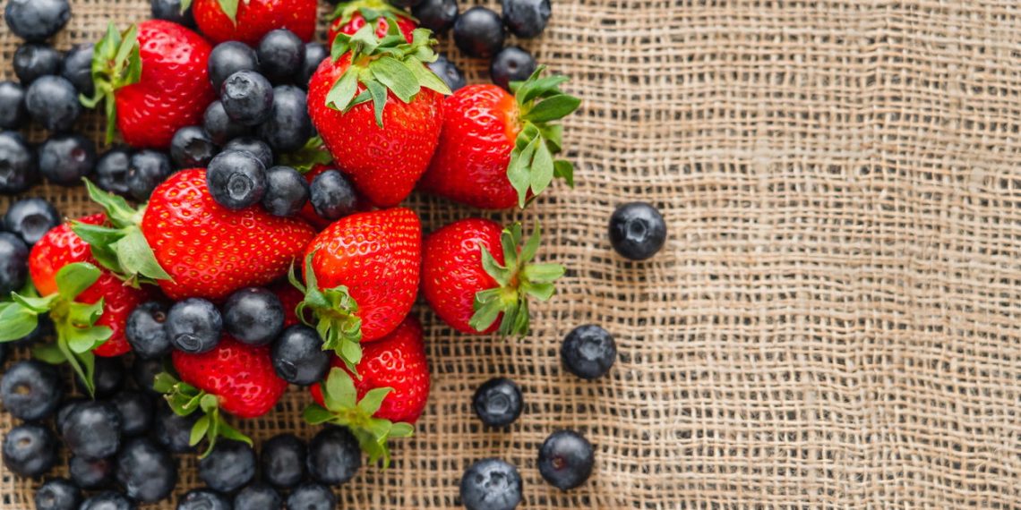 Frutas vermelhas - Créditos: depositphotos.com / IgorVetushko