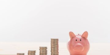 Dinheiro - Créditos: depositphotos.com / AndrewTovstyzhenko