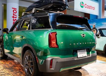 Mini Cooper Countryman - Créditos: depositphotos.com / egunes_