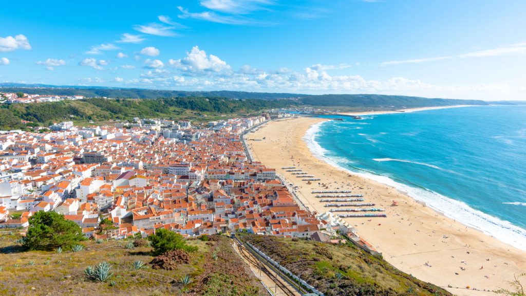 Nazaré, Portugal - Créditos: depositphotos.com / Taromon
