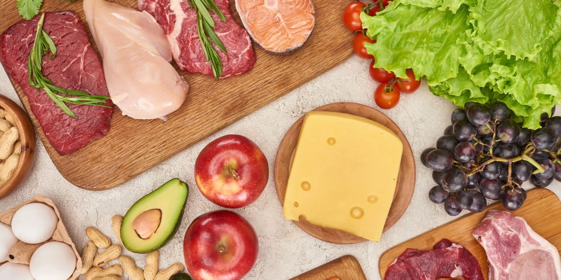 Alimentação com nutrientes - Créditos: depositphotos.com / VadimVasenin