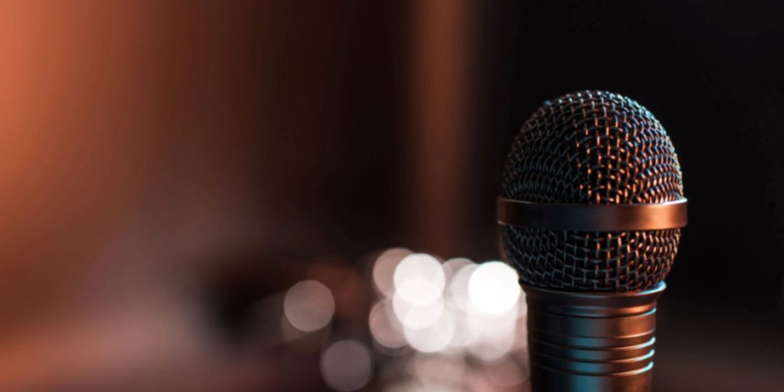 Microfone - Créditos: depositphotos.com / TarasMalyarevich