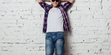 Rapaz feliz - Créditos: depositphotos.com / undrey