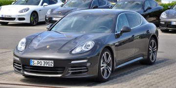 Posche Panamera - Créditos: depositphotos.com / Tadeas