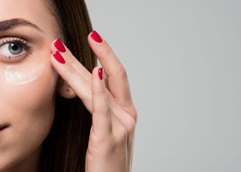 Skincare - Créditos: depositphotos.com / VitalikRadko