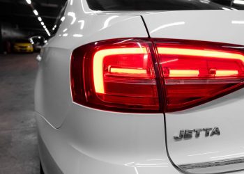 VW Jetta - Créditos: depositphotos.com / everyonensk