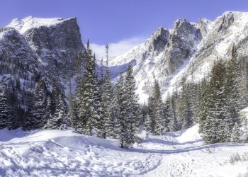 Estes Park, Colorado no inverno - Créditos: depositphotos.com / rondakimbrow