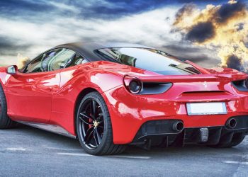 Ferrari 488 GTB - Créditos: depositphotos.com / Equatore