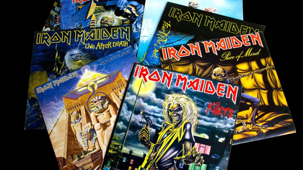 Coleção de discos de vinil do Iron Maiden - Créditos: depositphotos.com / bertys30