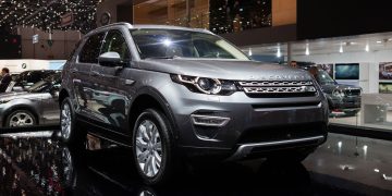 Land Rover Discovery - Créditos: depositphotos.com / mtoome