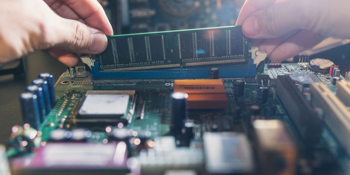 Memória RAM de PC - Créditos: depositphotos.com / TimeStopper