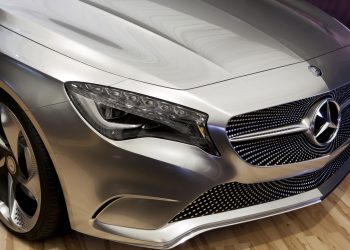 Mercedes-Benz - Créditos: depositphotos.com / whitewizzard