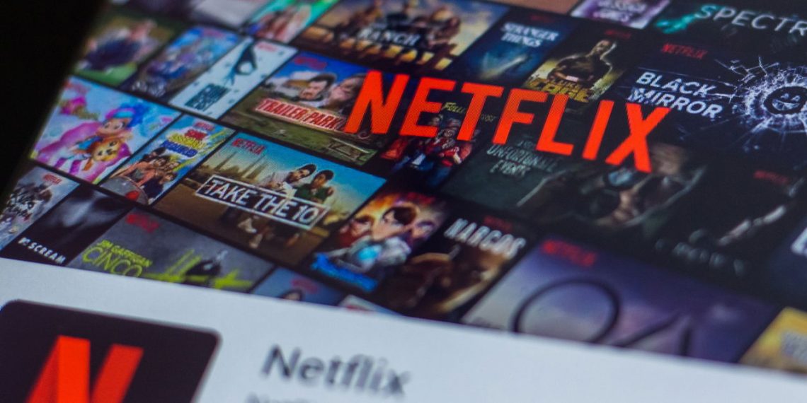 Aplicativo Netflix - Créditos: depositphotos.com / sharafmaksumov