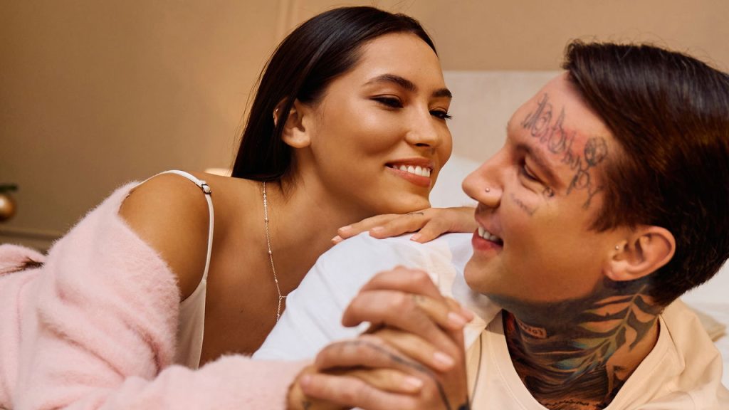 Amigos juntos - Créditos: depositphotos.com / AllaSerebrina