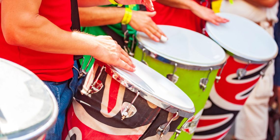 Banda de samba - Créditos: depositphotos.com / val_th