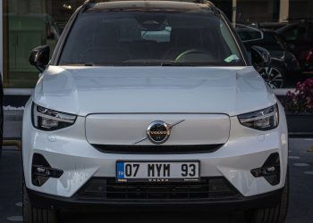 Volvo XC40 - Créditos: depositphotos.com / everyonensk