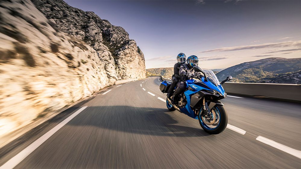 Suzuki GSX-S1000 GT - Divulgação: Suzuki