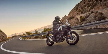 Honda NX 500 - Divulgação: Honda