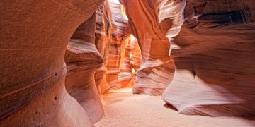 Antelope Canyon - Créditos: depositphotos.com / izanbar