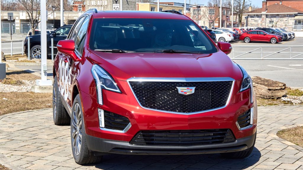 Cadillac XT5 - Créditos: depositphotos.com / dennizn