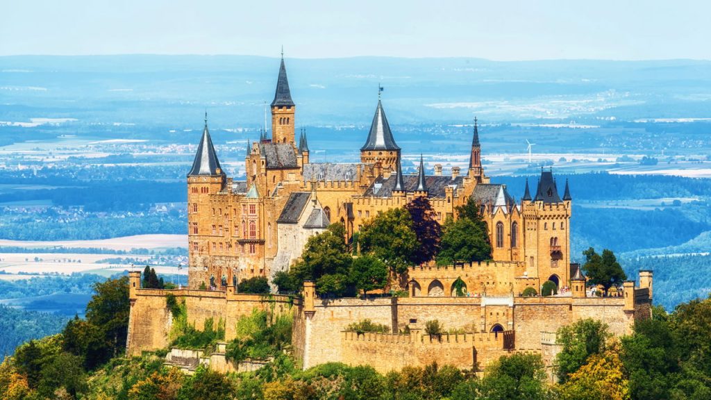 Castelo de Hohenzollern - Créditos: depositphotos.com / atosan