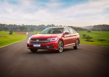 Jetta GLI - Divulgação: Volkswagen