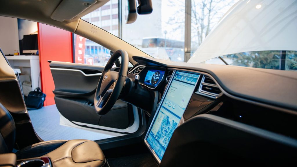 Tesla Model S - Créditos: depositphotos.com / ifeelstock