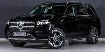Mercedes-Benz GLS - Créditos: depositphotos.com / everyonensk
